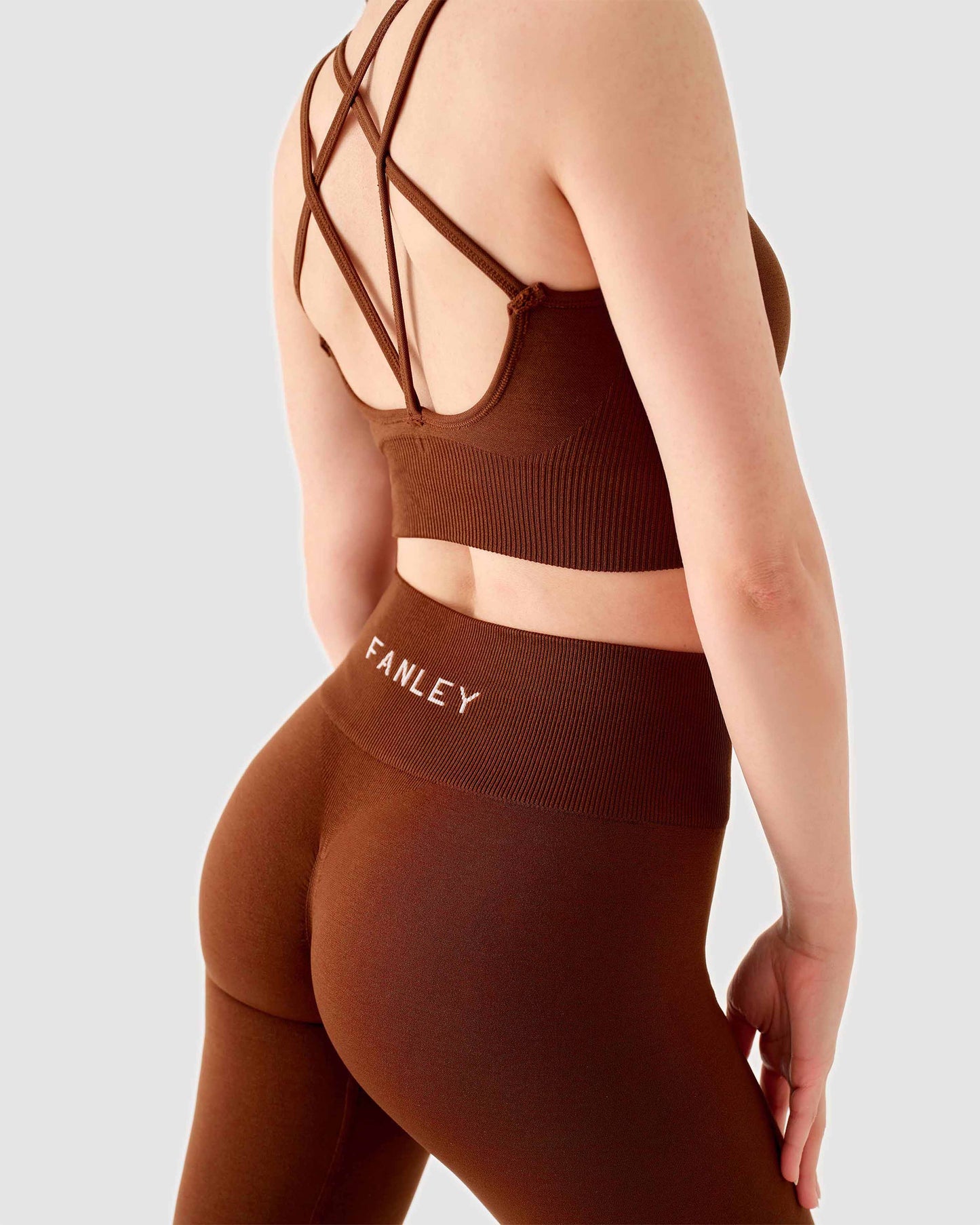 Scrunch Seamless Leggings Dunkelbraun