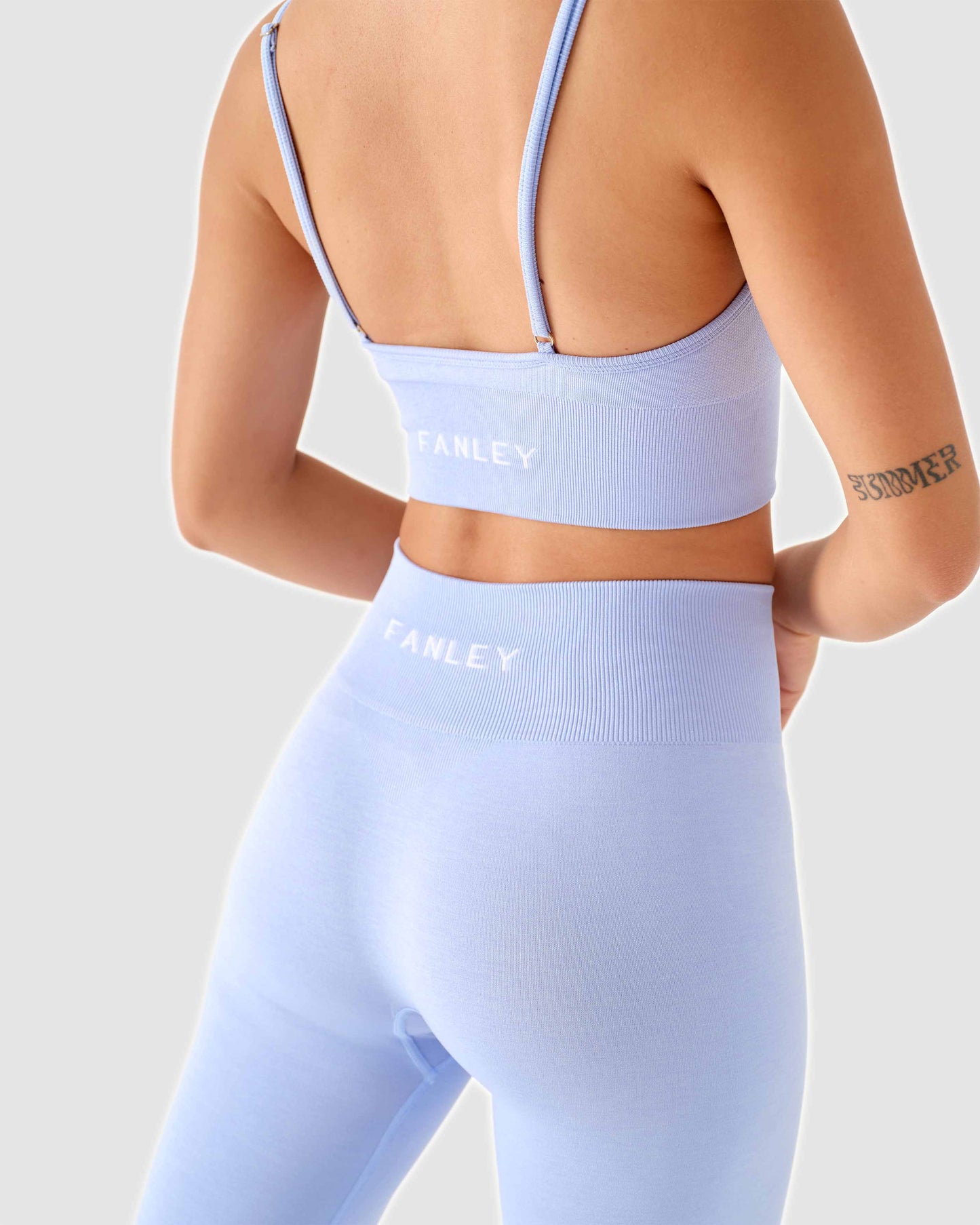 Essential Seamless Leggings Babyblau