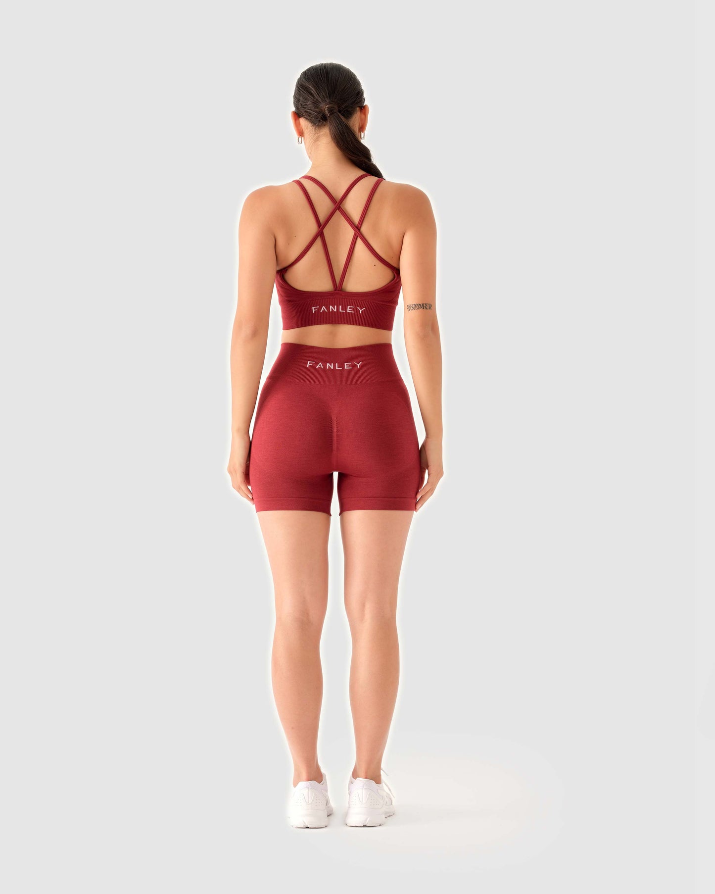 Scrunch Seamless Mini Short Weinrot